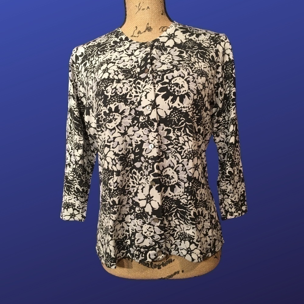 SARAH SPENCER Spring Summer Cardigan, Gray/Black FLORAL, NWOT, Large